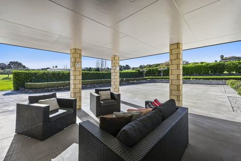Photo of property in 289 Old North Road, Kumeu, 0892