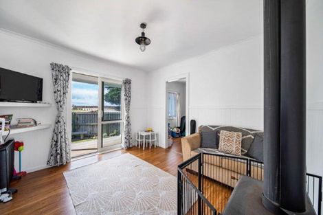 Photo of property in 19 South Crescent, Amberley, 7481