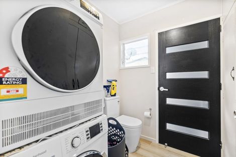 Photo of property in 102 Old Onerahi Road, Onerahi, Whangarei, 0110