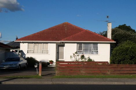 Photo of property in 280 Massey Road, Mangere East, Auckland, 2024
