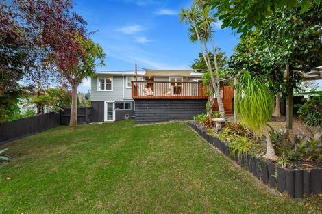 Photo of property in 242 Henderson Valley Road, Henderson, Auckland, 0612