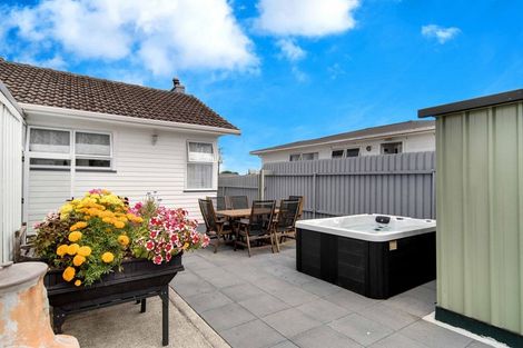 Photo of property in 57 Cargill Street, Papakura, 2110