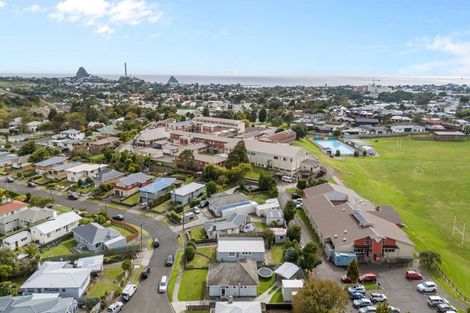 Photo of property in 31 Trafalgar Street, Westown, New Plymouth, 4310