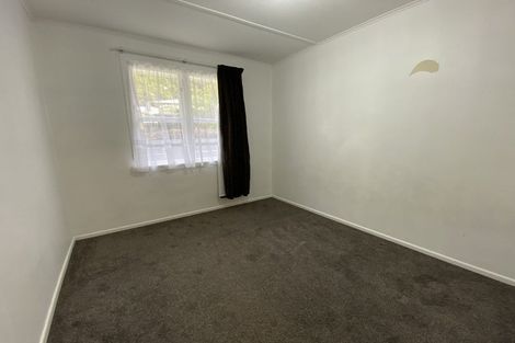 Photo of property in 19 Shackleton Grove, Stokes Valley, Lower Hutt, 5019