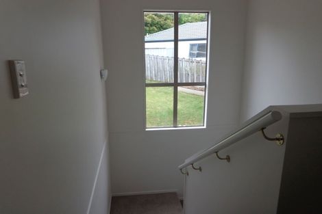Photo of property in 1 Landvale Court, Browns Bay, Auckland, 0630