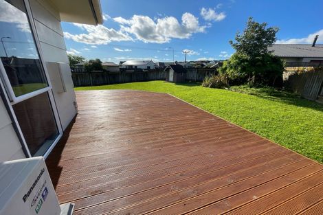 Photo of property in 31 Lydia Place, Kelvin Grove, Palmerston North, 4414