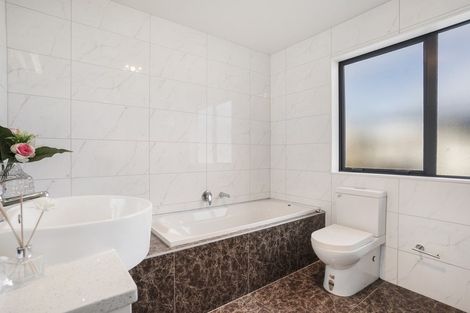 Photo of property in 11 Evelina Lane, Flat Bush, Auckland, 2019