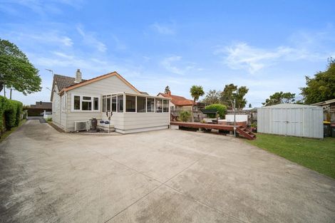 Photo of property in 10 Village Way, Ardmore, Papakura, 2582
