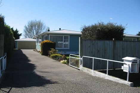 Photo of property in 11 Shirriffs Road, Awapuni, Palmerston North, 4412