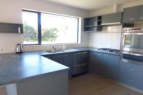 Photo of property in 35 Shearwater Drive, Woolston, Christchurch, 8023