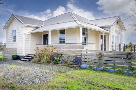 Photo of property in 126 West Coast Road, Te Kopuru, Dargaville, 0371