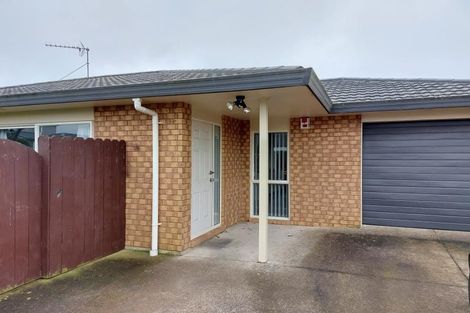 Photo of property in 100 Manuroa Road, Takanini, 2112
