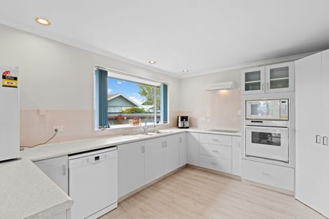 Photo of property in 6 Thompsons Road, Belfast, Christchurch, 8051