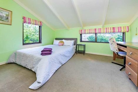 Photo of property in 60 Cheriton Road, Mellons Bay, Auckland, 2014