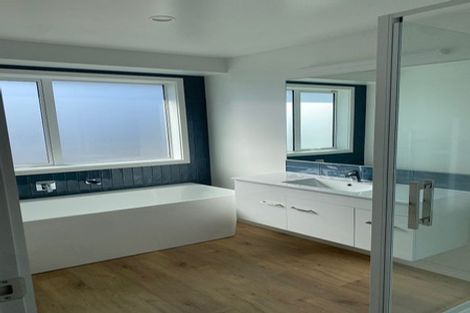 Photo of property in 106 Lipscombe Crescent, Havelock North, 4130