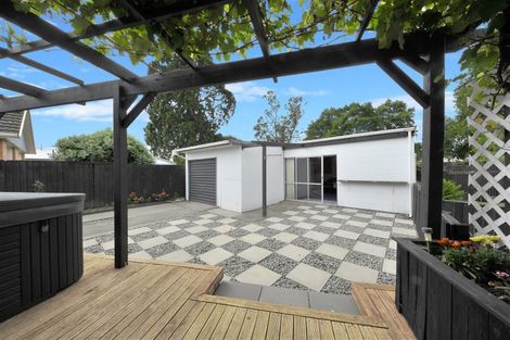 Photo of property in 4 Springmead Place, Hornby, Christchurch, 8042