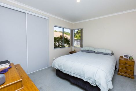 Photo of property in 8 Carlow Grove, Birchville, Upper Hutt, 5018