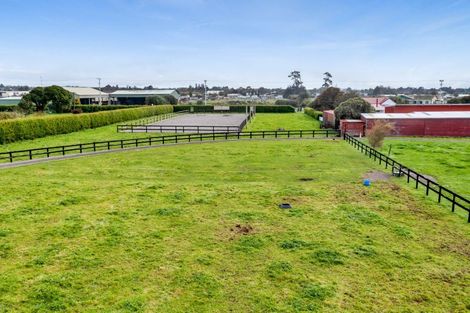 Photo of property in 121 Warwick Road, Stratford, 4391