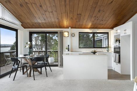 Photo of property in 42 Brigantine Drive, Beach Haven, Auckland, 0626