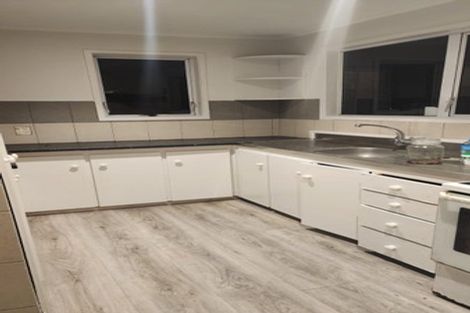 Photo of property in 1/69 Luanda Drive, Ranui, Auckland, 0612