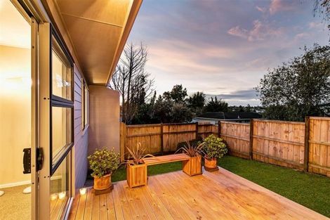 Photo of property in 4/101 Seymour Road, Sunnyvale, Auckland, 0612