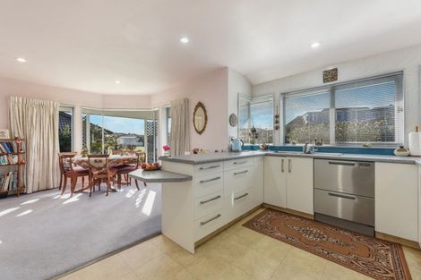 Photo of property in 19 Stead Crescent, Stoke, Nelson, 7011