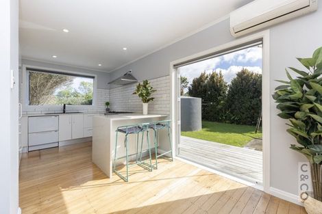 Photo of property in 23 Kaipara Portage Road, Riverhead, 0820