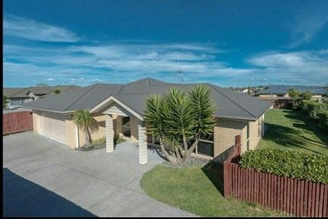 Photo of property in 10 Alderwick Place, Rototuna North, Hamilton, 3210