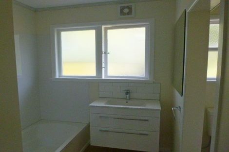 Photo of property in 31 Dowse Drive, Maungaraki, Lower Hutt, 5010