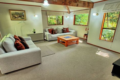 Photo of property in 28 Latitude Close, Whitby, Porirua, 5024