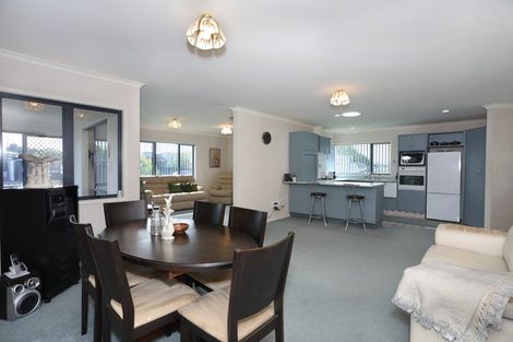 Photo of property in 92 Warwick Street, Feilding, 4702