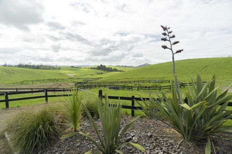 Photo of property in 54b Harambee Road, Taiharuru, Parua Bay, 0192