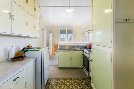 Photo of property in 38 Tollemache Road East, Longlands, Hastings, 4122