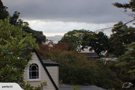 Photo of property in 93 Warner Park Avenue, Laingholm, Auckland, 0604