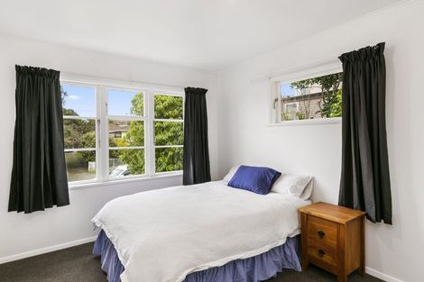 Photo of property in 6 Hollies Crescent, Johnsonville, Wellington, 6037