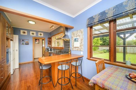 Photo of property in 11 Park Road, West End, Palmerston North, 4412