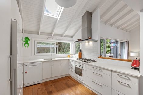 Photo of property in 264 Beach Road, Campbells Bay, Auckland, 0630