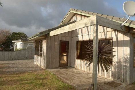 Photo of property in 20 Ngaio Road, Raumati Beach, Paraparaumu, 5032