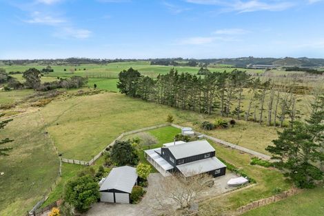 Photo of property in 573 Waimate Road North, Kerikeri, 0293