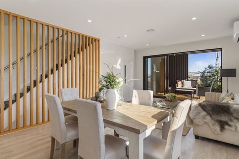 Photo of property in 8/14 Williamson Avenue, Belmont, Auckland, 0622