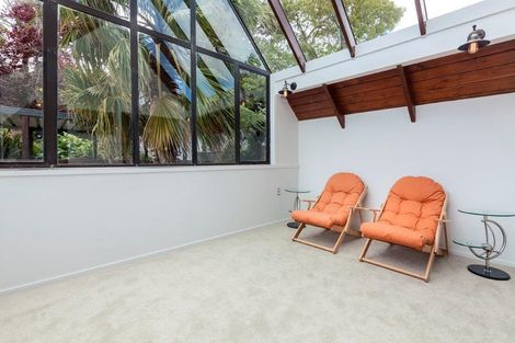 Photo of property in 2 George Laurenson Lane, Mount Roskill, Auckland, 1041
