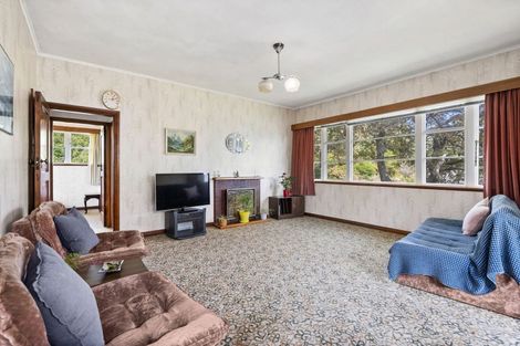 Photo of property in 2 Leveson Street, Strathmore Park, Wellington, 6022