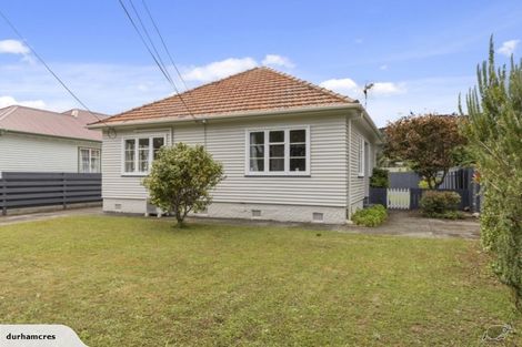 Photo of property in 6 Durham Crescent, Fairfield, Lower Hutt, 5011