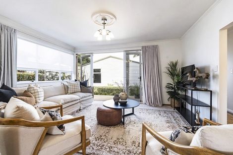 Photo of property in 11 George Street, Lower Vogeltown, New Plymouth, 4310