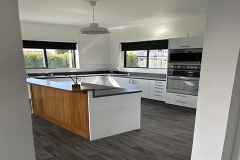 Photo of property in 16 Douglas Street, Balclutha, 9230