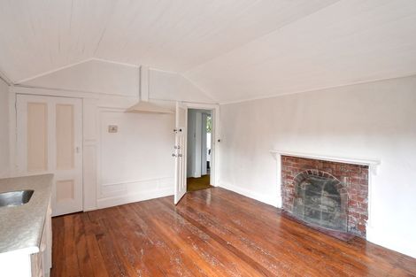Photo of property in 50 Glen Road, Mornington, Dunedin, 9011