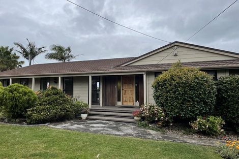 Photo of property in 251 Clifton Road, Whitford, Howick, 2571