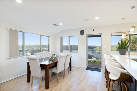 Photo of property in 64 Cirrus Way, Ranui, Auckland, 0612