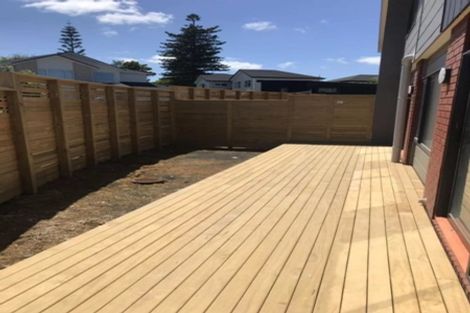 Photo of property in 56 Bordeaux Parade, Te Atatu South, Auckland, 0610