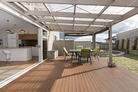 Photo of property in 26 Raptor Way, Welcome Bay, Tauranga, 3175